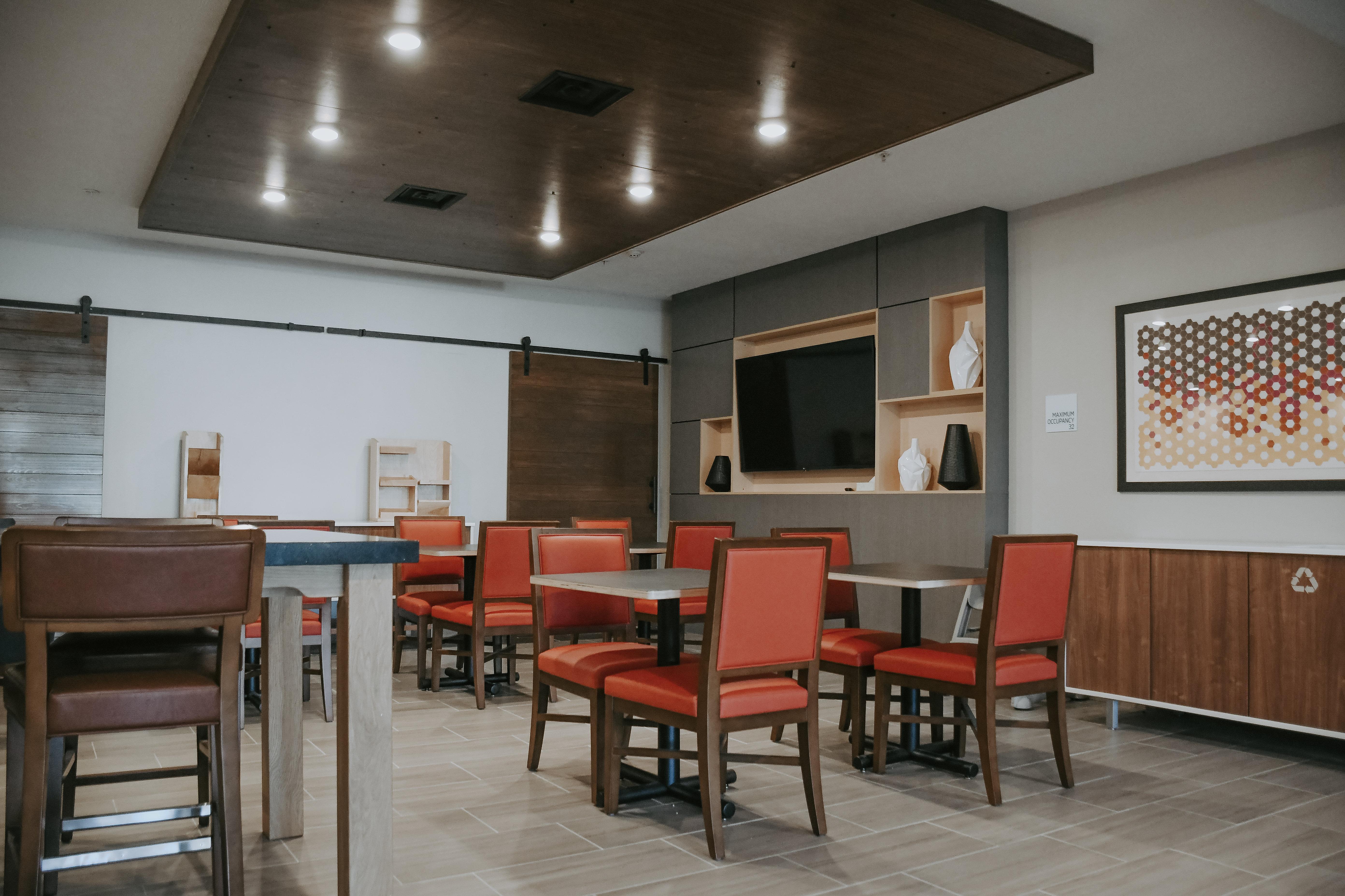 Holiday Inn Express Hotel & Suites Lincoln South By Ihg Extérieur photo