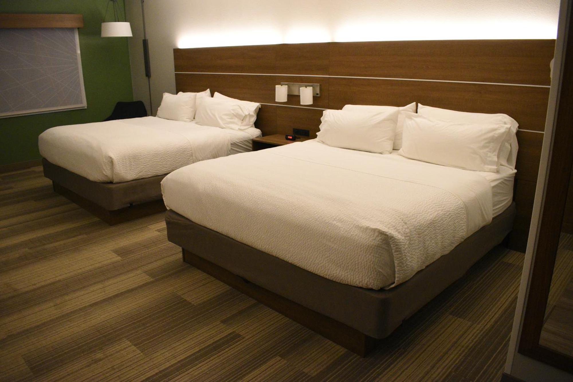 Holiday Inn Express Hotel & Suites Lincoln South By Ihg Extérieur photo